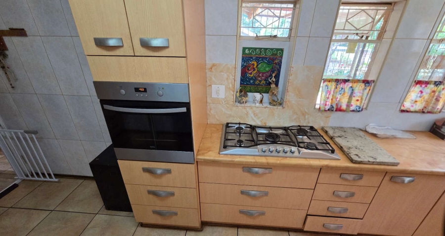 To Let 3 Bedroom Property for Rent in Fleurdal Free State